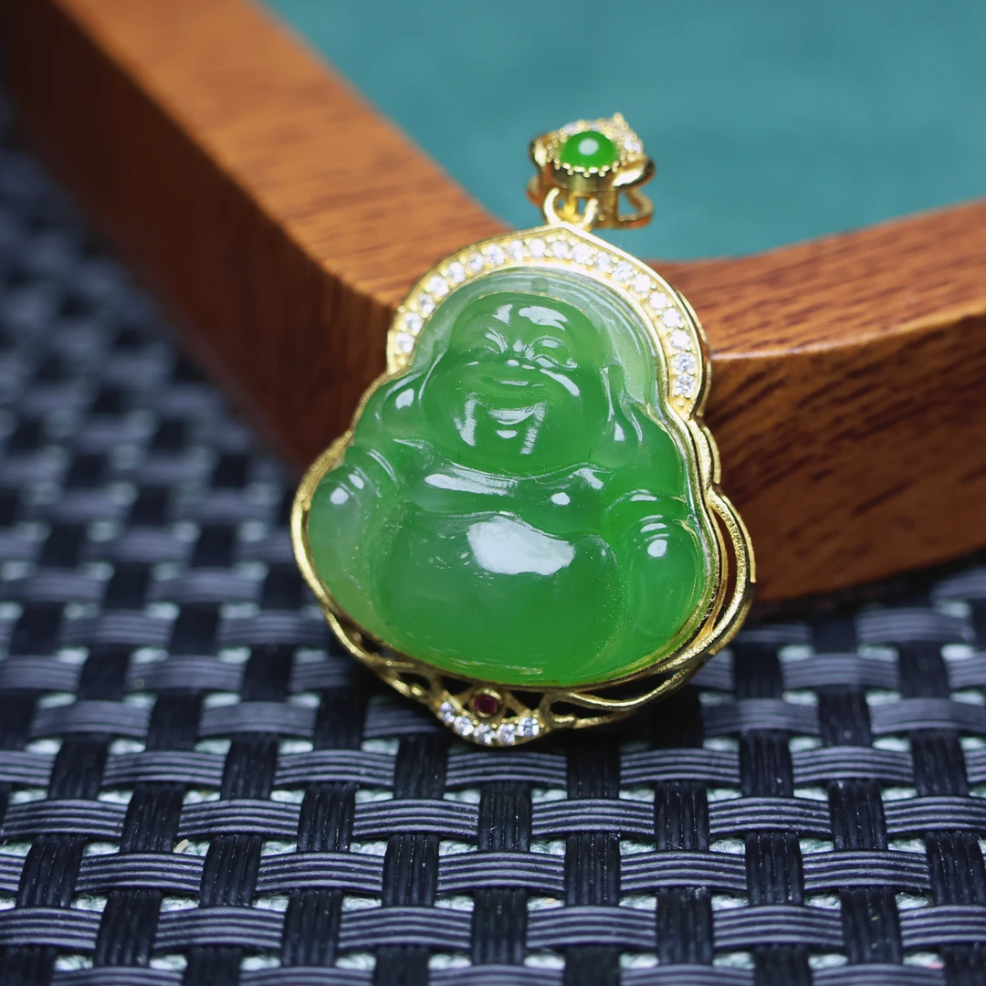 【小猴哥珠宝】S925银镶嵌和田玉碧玉苹果绿无黑点卡30mm佛公吊坠-J