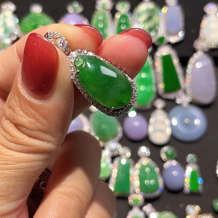 翡翠银S925镶嵌颈饰