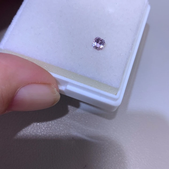 尖晶石裸石未镶嵌?***了裸石45分
