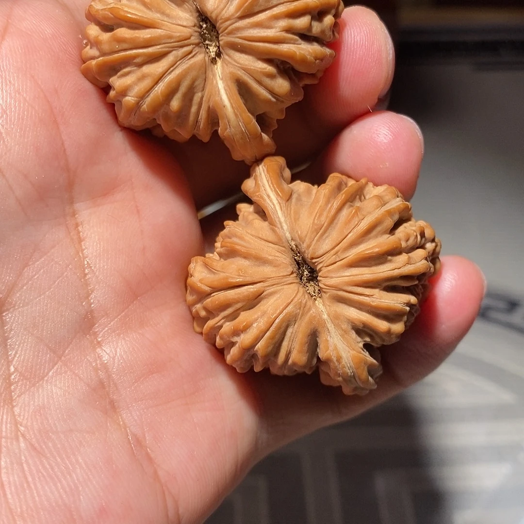 捌***.把件文玩核桃003四座楼38尺全品头货对