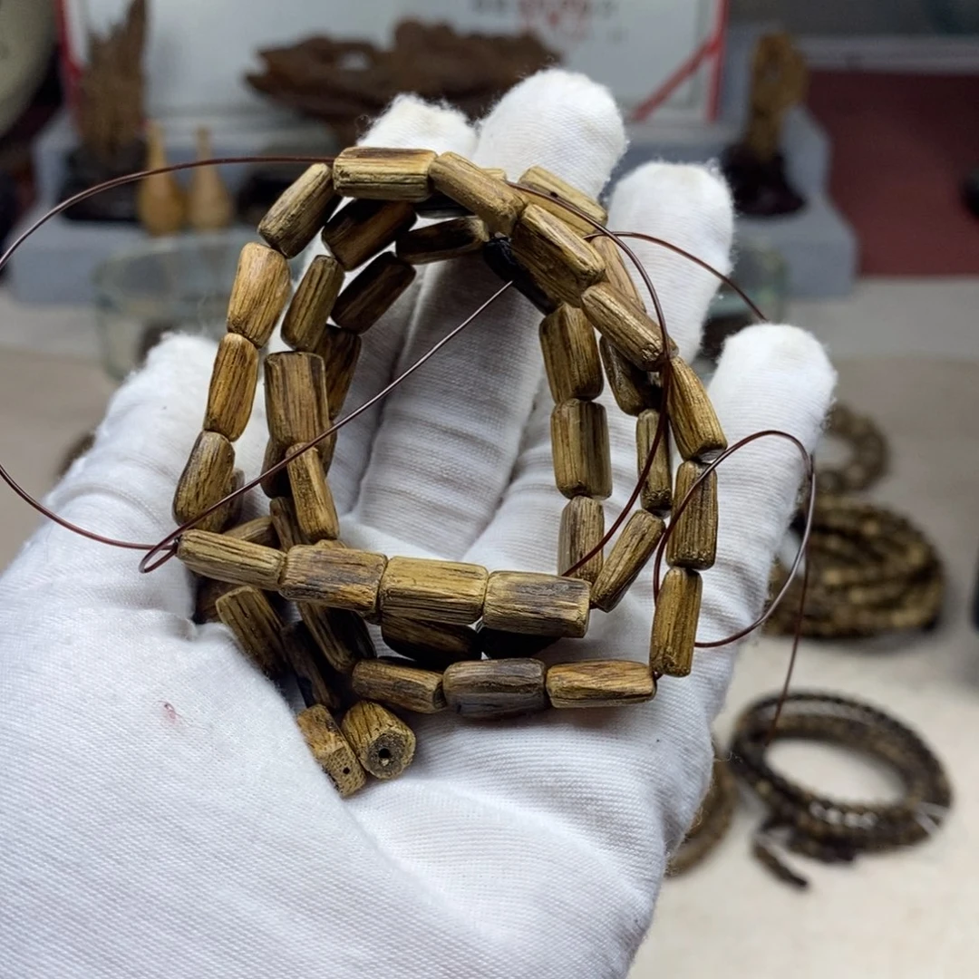 沉香手串有**？文莱 随形多圈 11.3克 随机