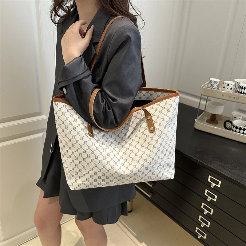 秋冬女款多功能包包新款气质百搭大容量托特包上课通勤手提单肩包