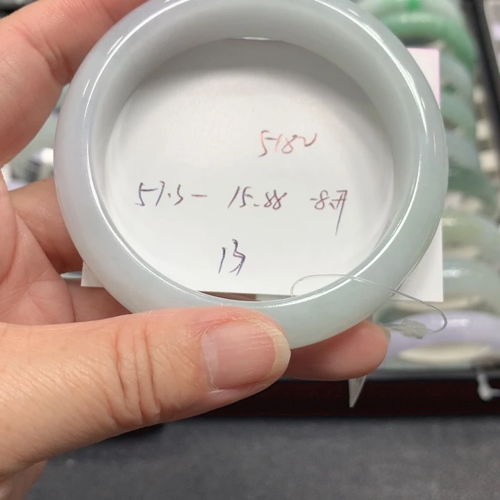 翡翠未镶嵌手镯13