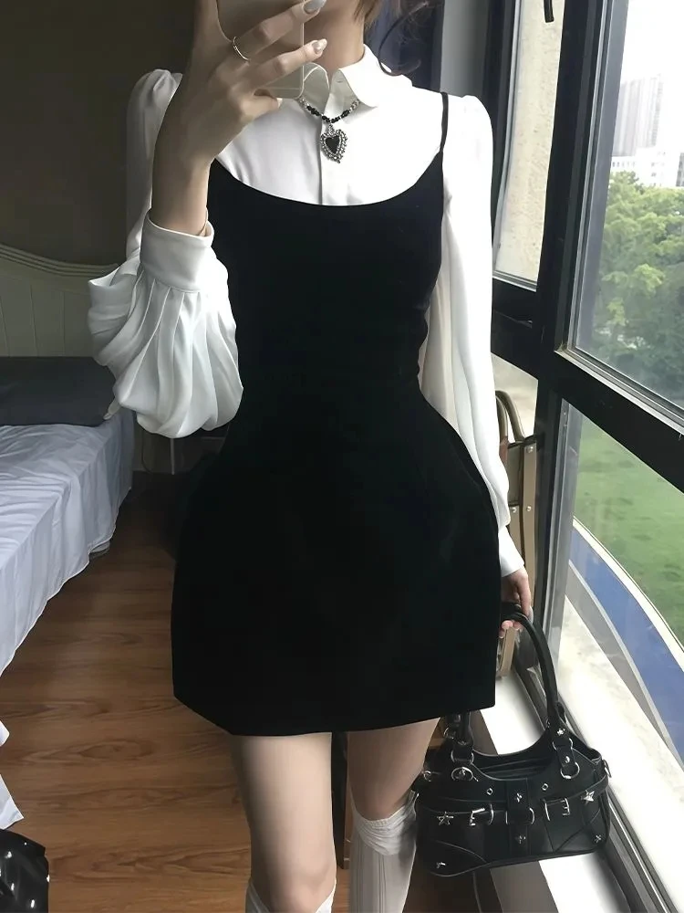 赫本千金感黑色显瘦吊带连衣裙+白色衬衫新款时尚洋气百搭女装
