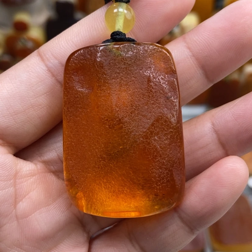 【闪购商品】琥珀颈饰未镶嵌