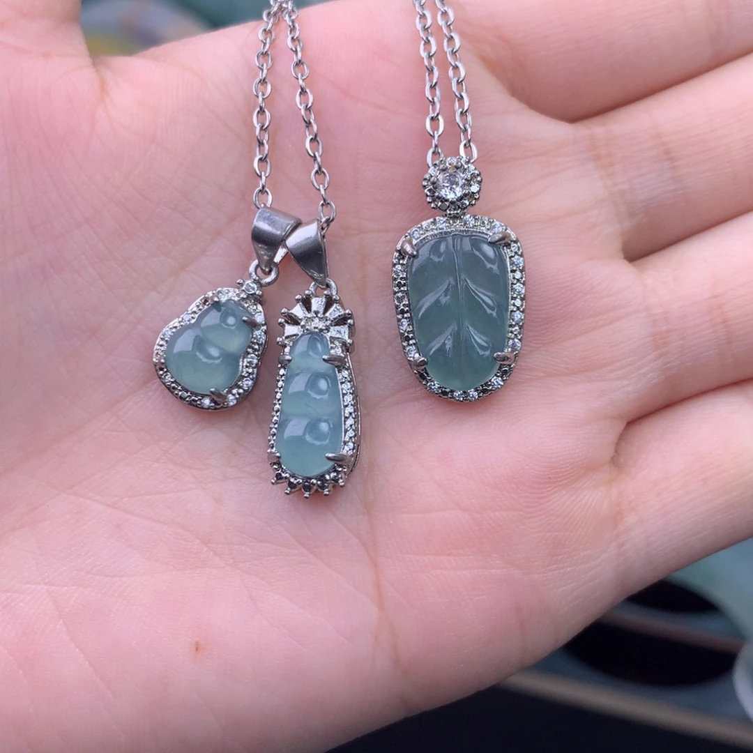 翡翠未镶嵌颈饰多样性发货发一件