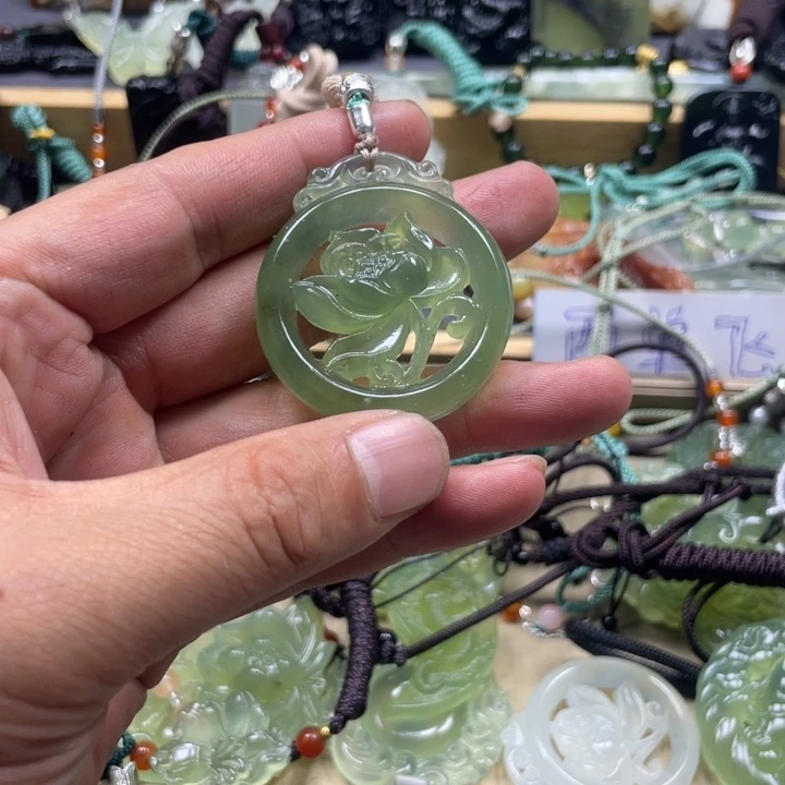 蛇纹石玉合金颈饰Y*