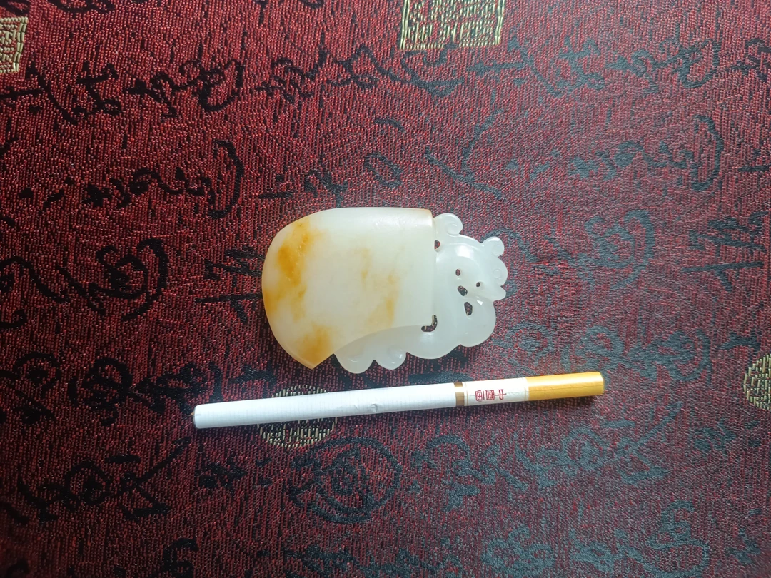 精品和田玉府上有龙