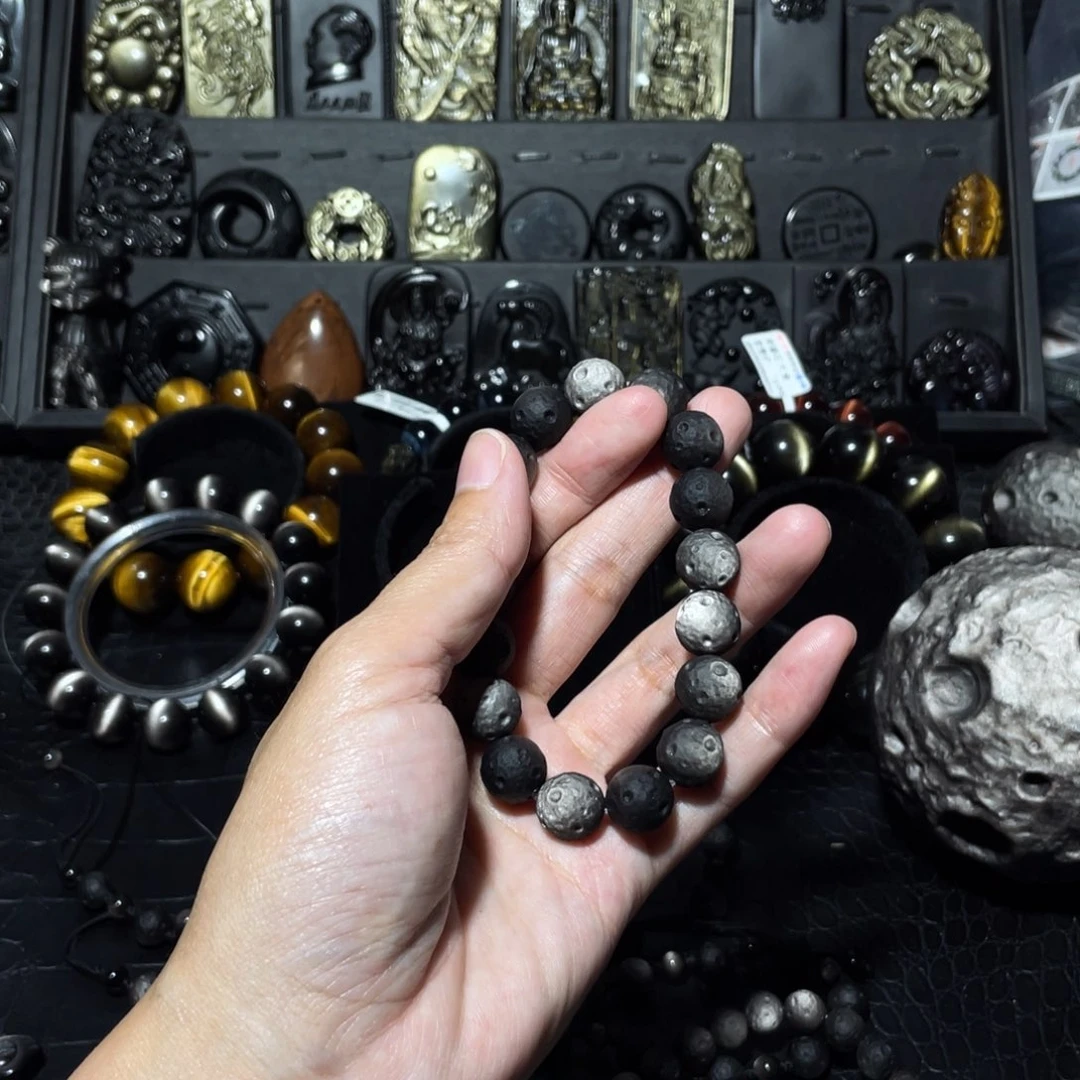 x***x黑曜岩未镶嵌手链