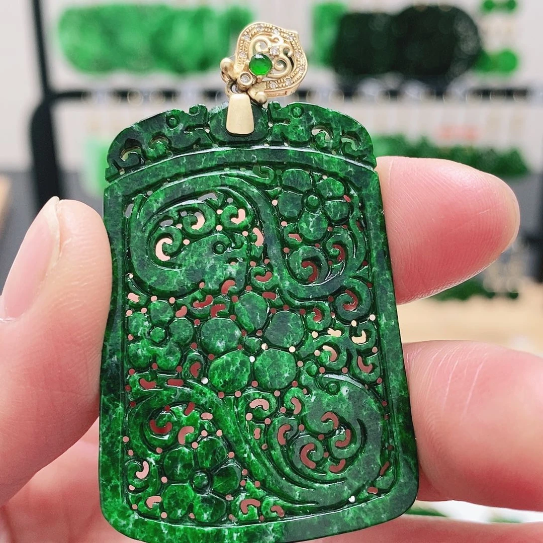 翡翠18K金镶嵌耳饰挂件