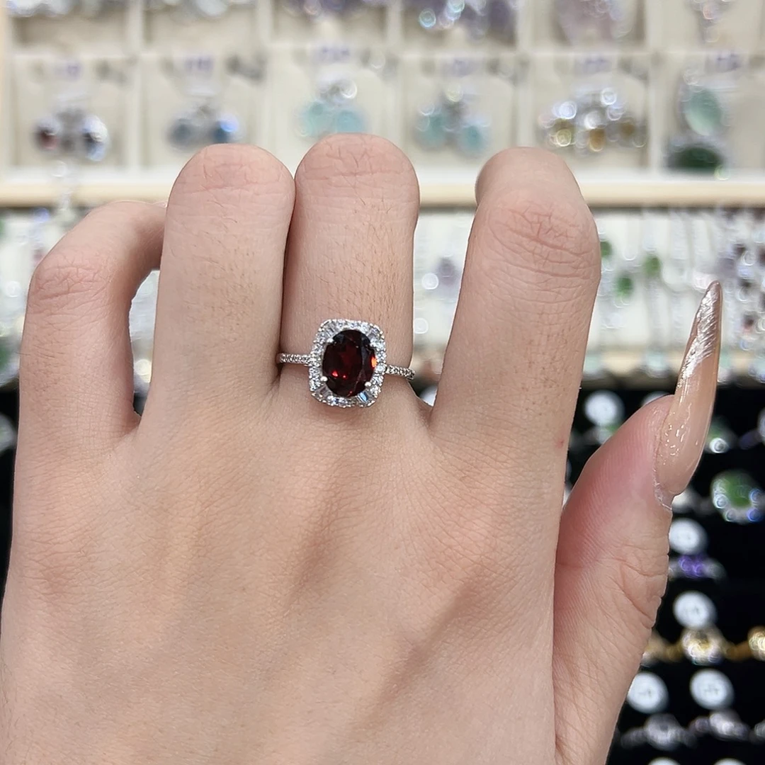 银S925镶嵌戒指红宝石