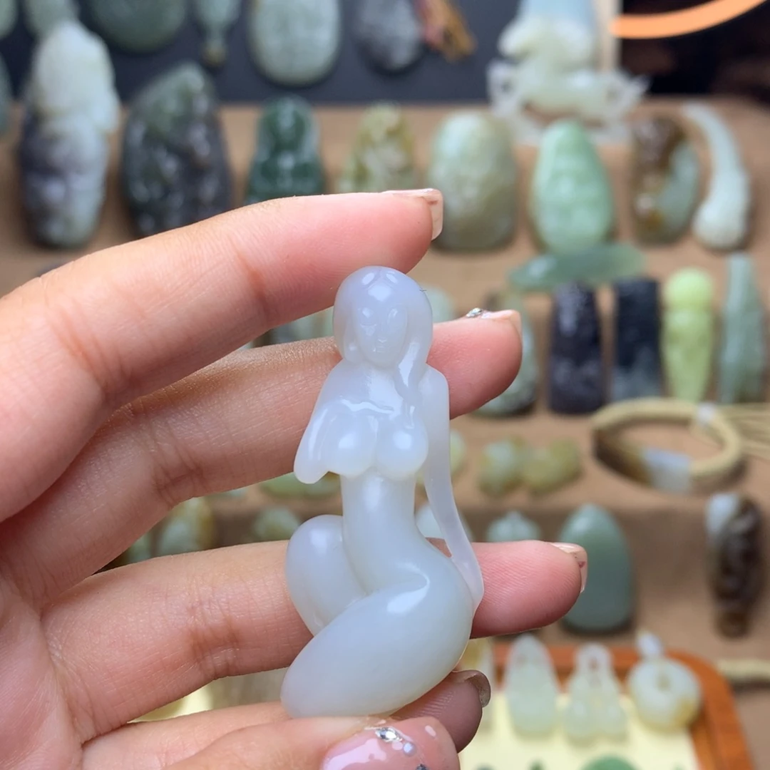 和田玉挂件未镶嵌柴**本