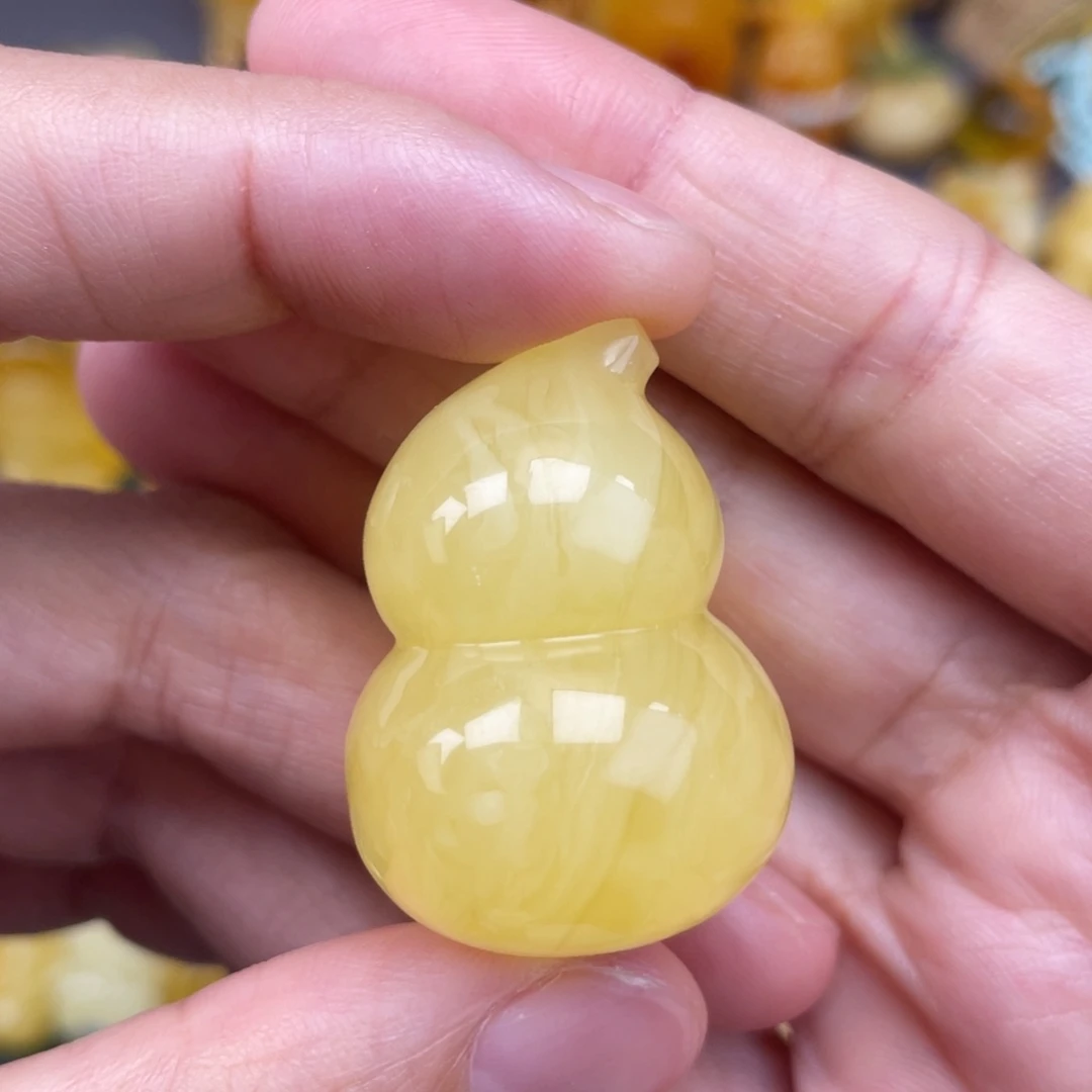 裸石琥珀未镶嵌蜜蜡