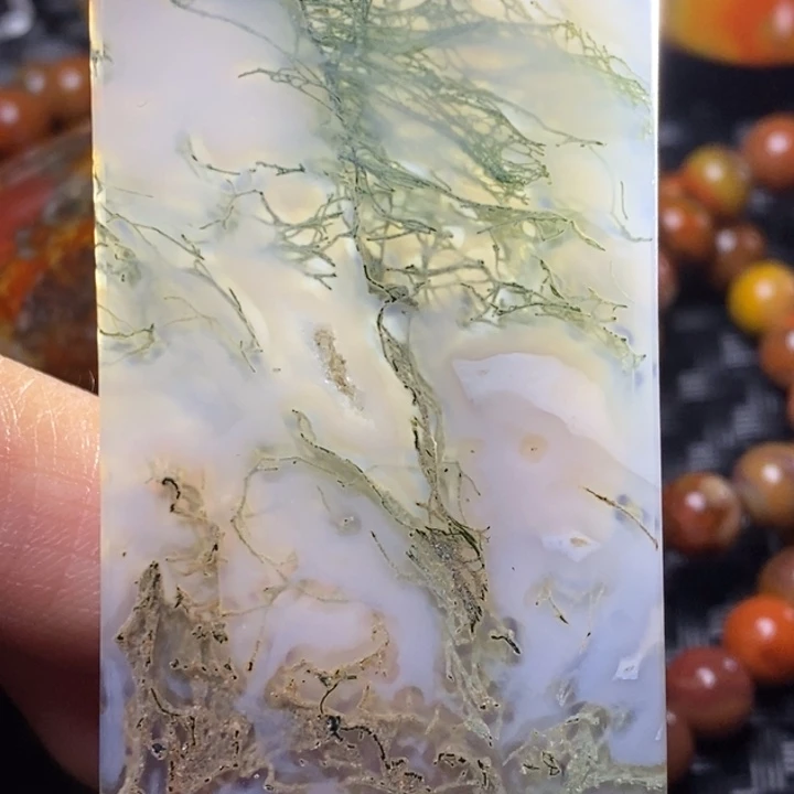 玛瑙/玉髓颈饰未镶嵌敬*军