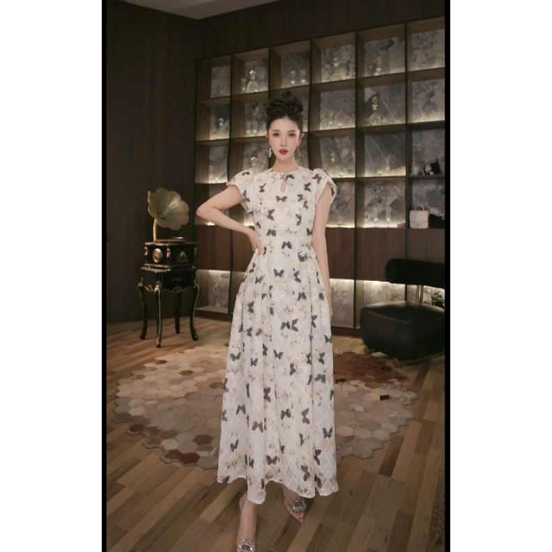六爻定制 法式赫本风名媛显瘦优雅时尚连衣裙 21741