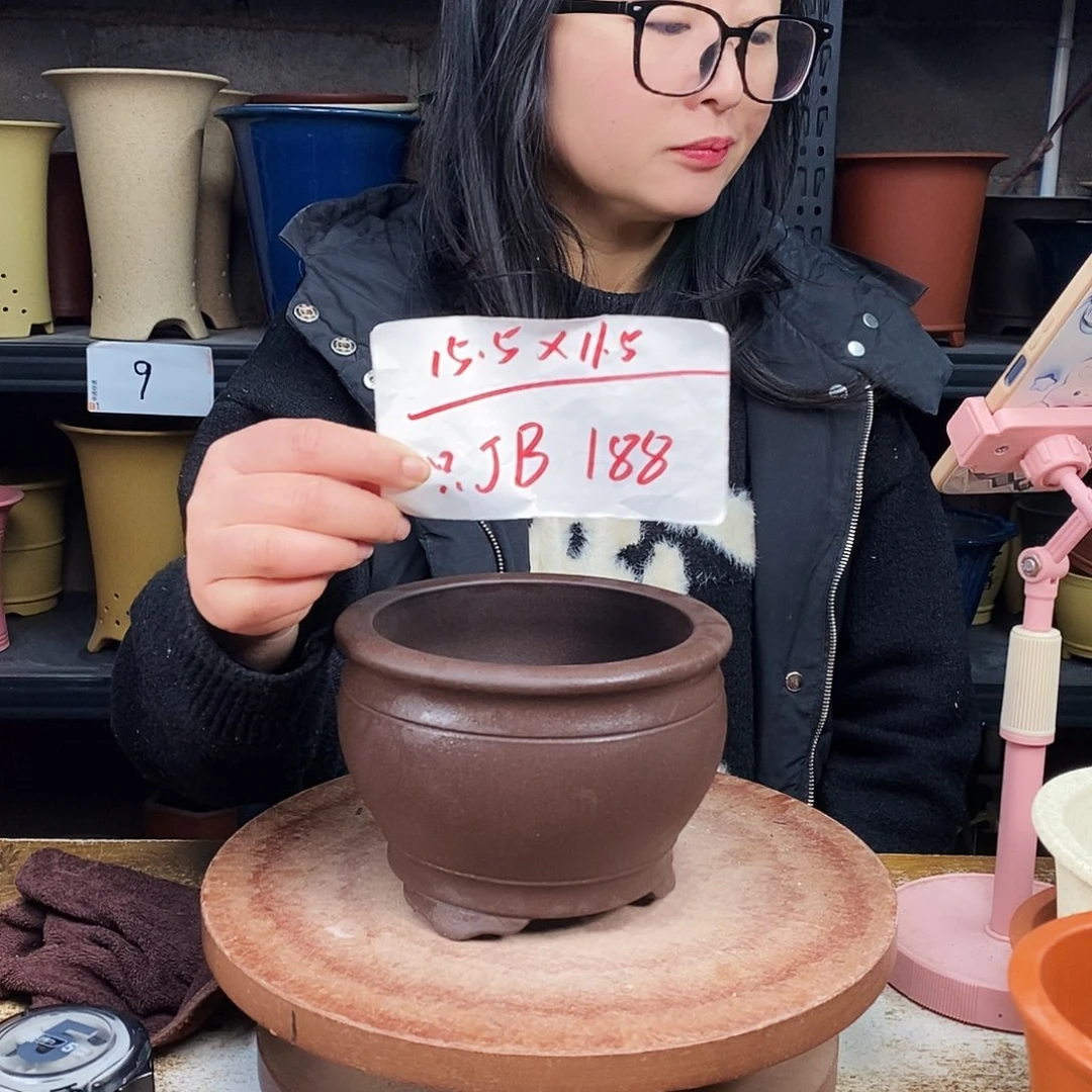 红陶紫砂花盆一只JB188