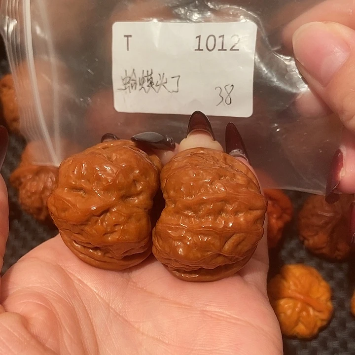 文玩核桃吊坠蛤蟆头38