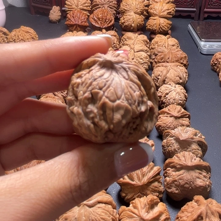 用****4虎头小蛇核桃哈哈哈哈哈哈哈