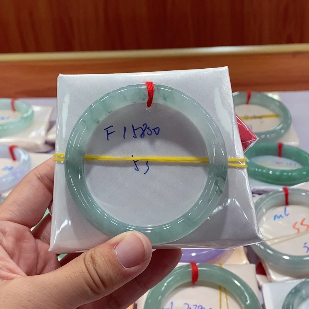 【闪购商品】翡翠手镯未镶嵌