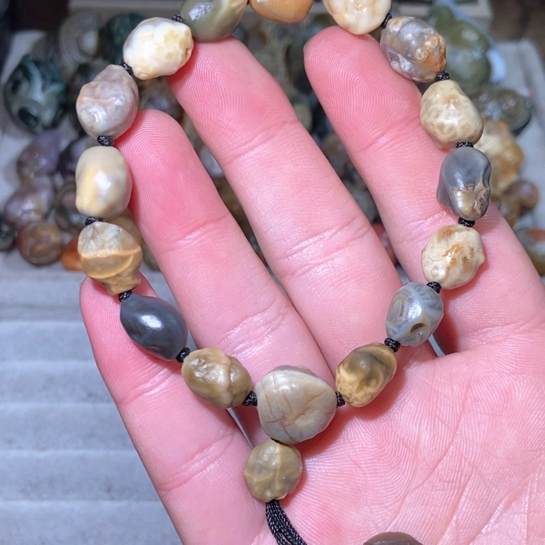 阿拉善戈壁创意饰品