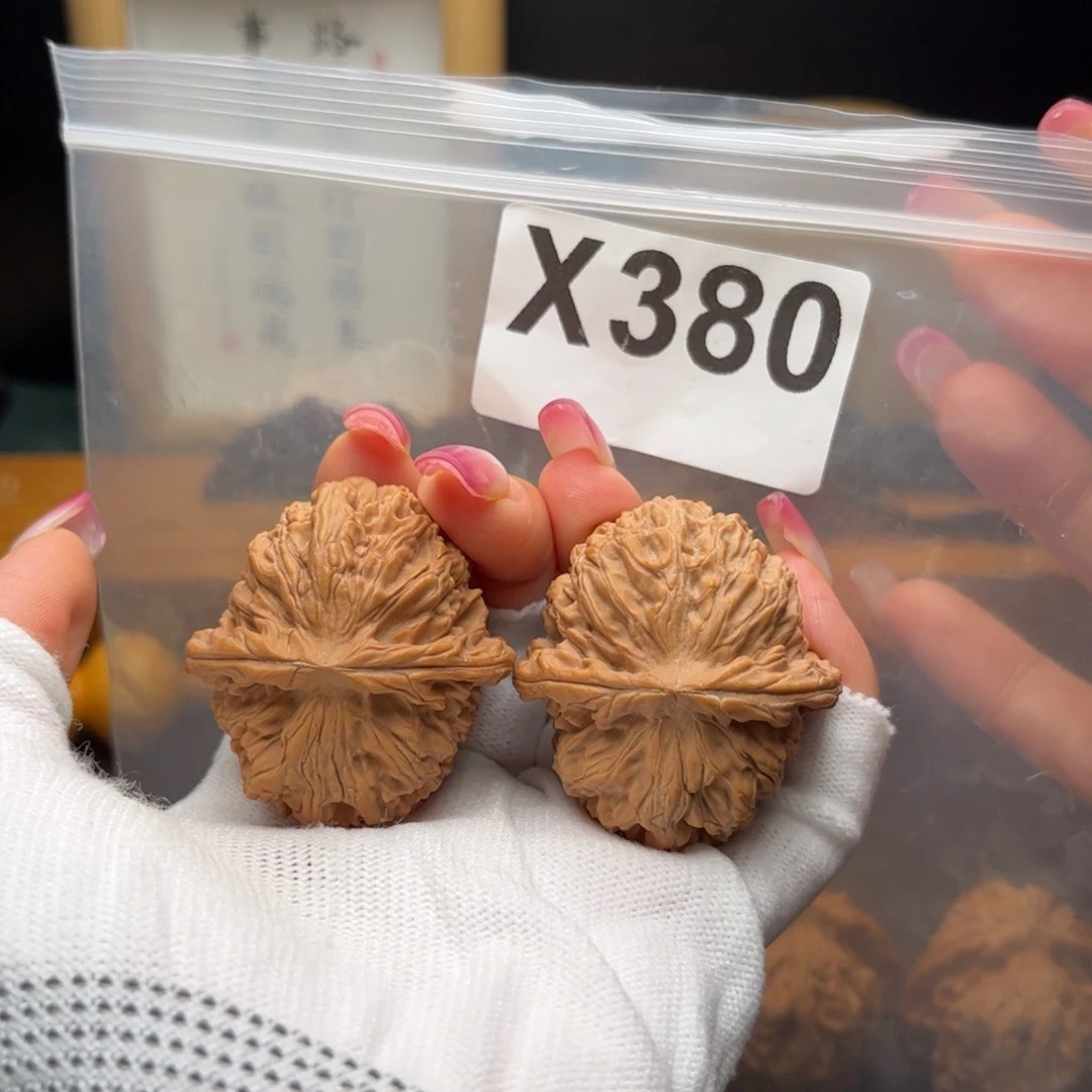 文玩核桃把件41左右核老闷x 380