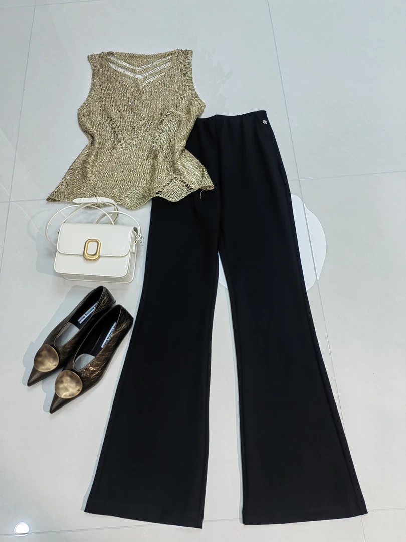 铁片标志显瘦微喇裤