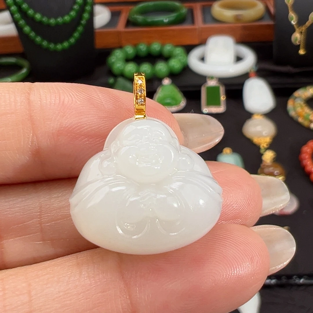 和田玉（白玉）18K金镶嵌颈饰羊脂白油膏抱抱佛万能扣