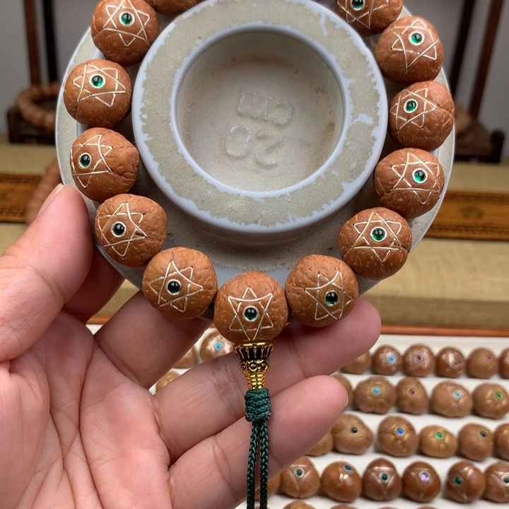 凤眼菩提吊坠R****ย手串