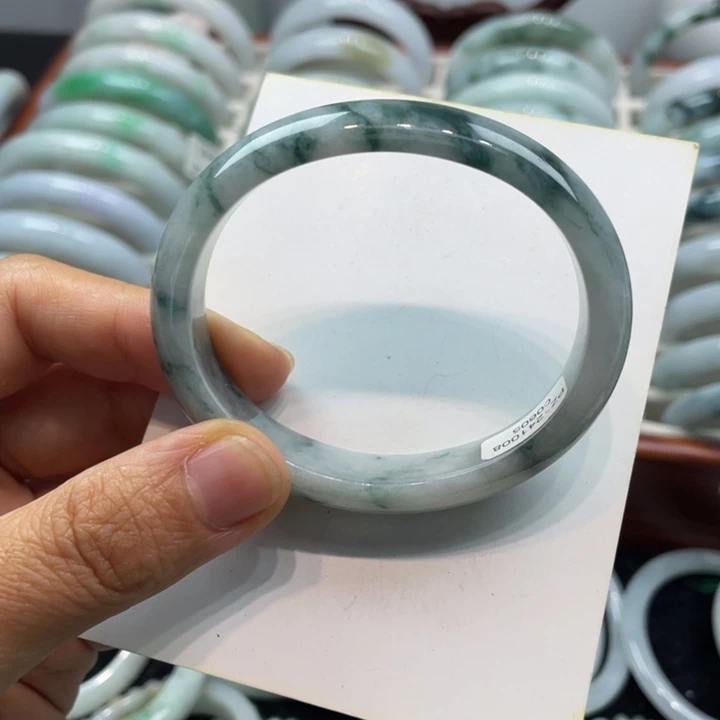 翡翠手镯未镶嵌纯天然A货翡翠手镯52圈口贵妃