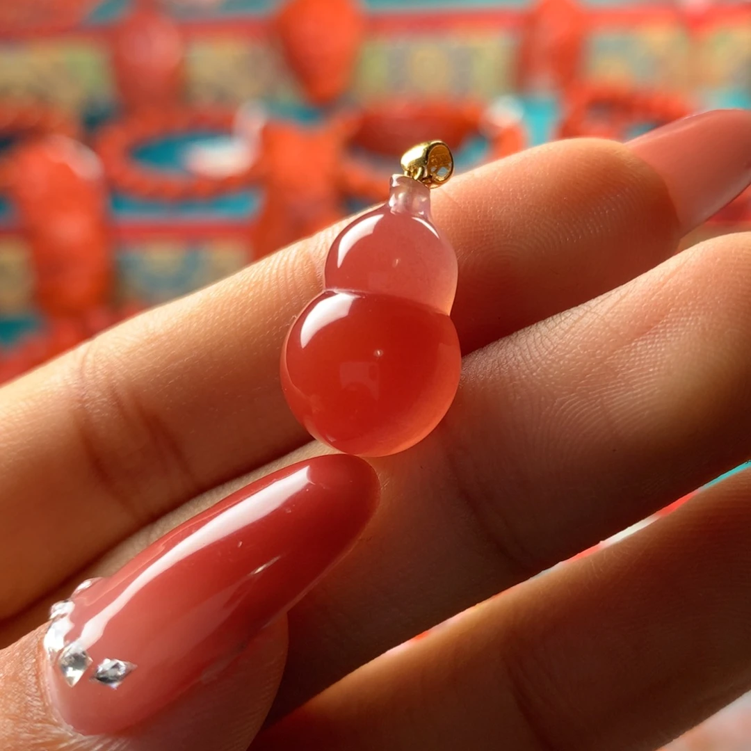 吊坠(不含链)18K金镶嵌南红玛瑙