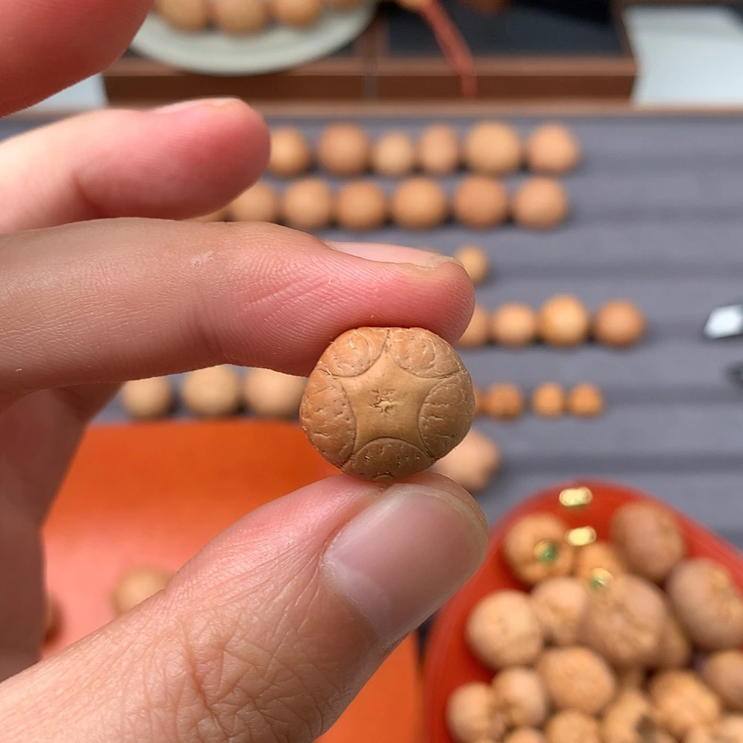 手串凤眼菩提17+五星，非质量问题开孔不退