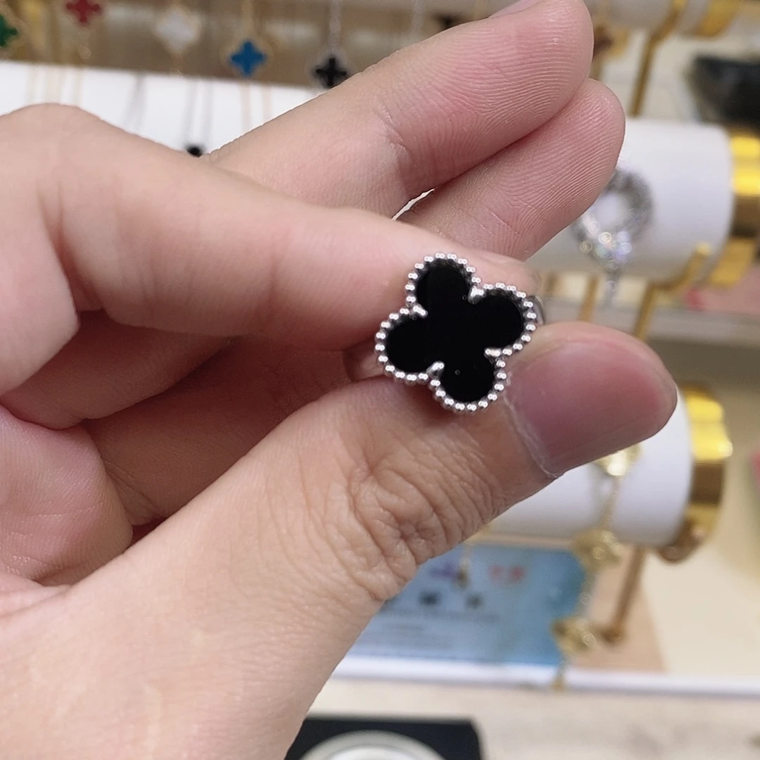 玛瑙/玉髓18K金镶嵌戒指白金