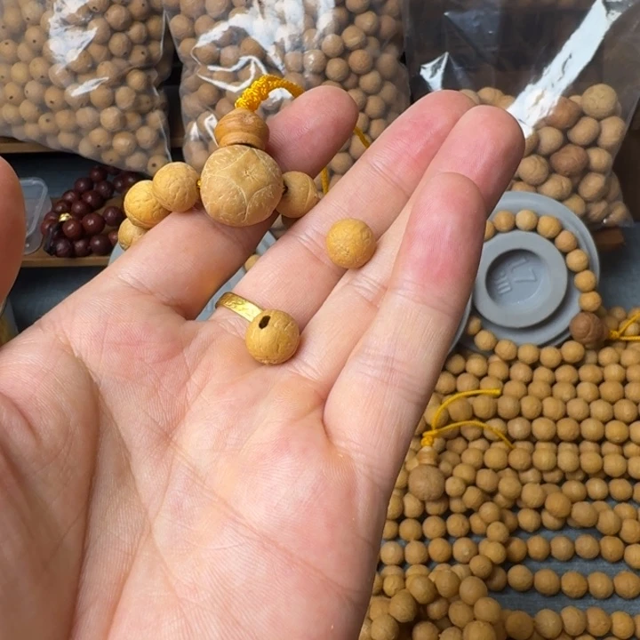 D***~凤眼菩提把件手串