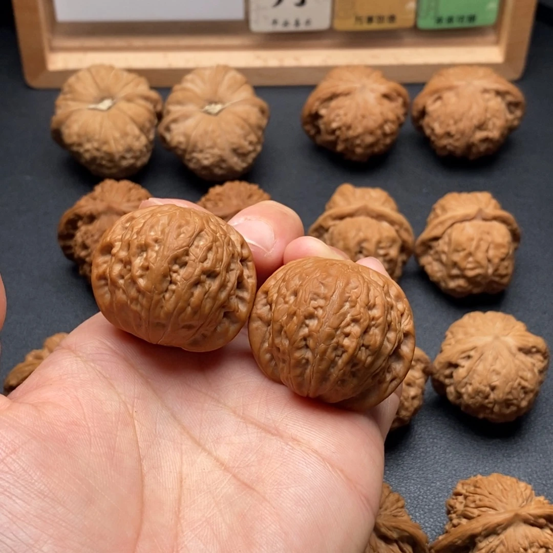 文玩核桃把件38铁锤