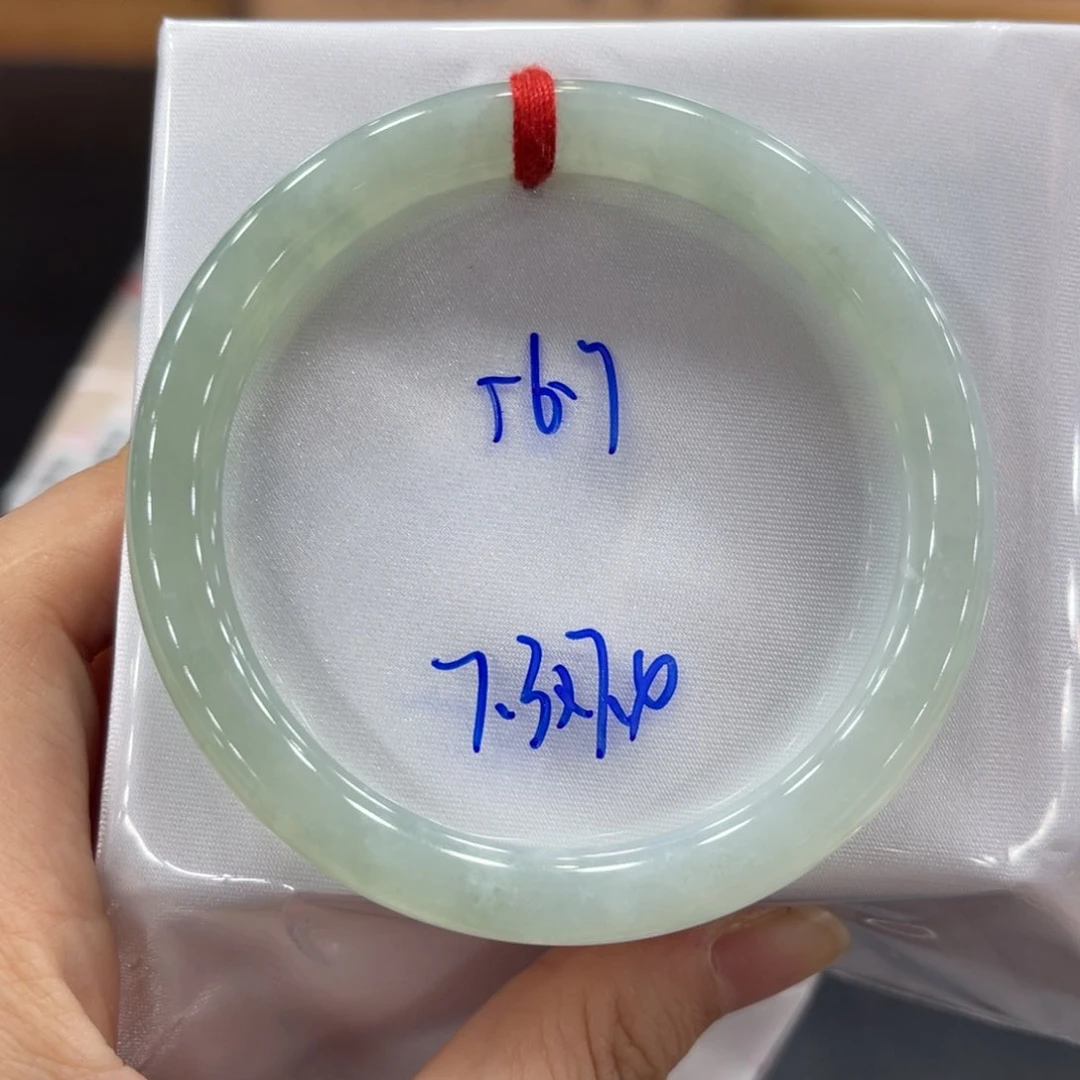 未镶嵌手镯翡翠翡翠
