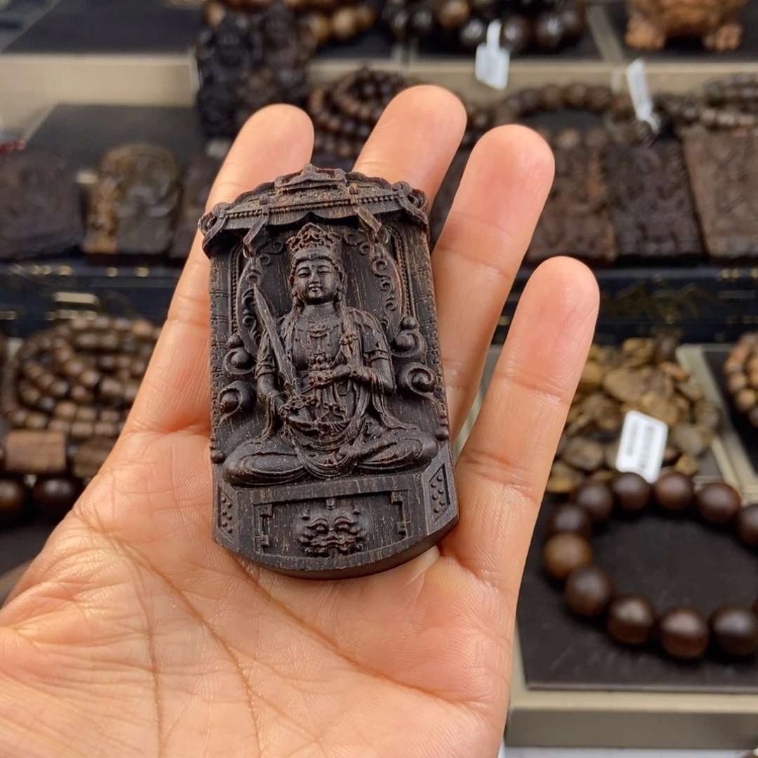 沉香木吊坠?****o越南芽庄白棋老料