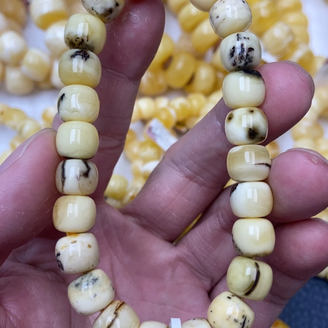 琥珀未镶嵌珠宝奇石2