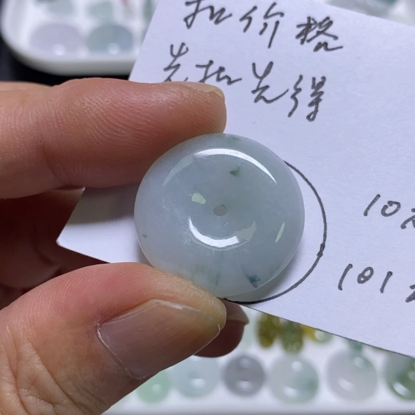 【闪购商品】吊坠(不含链)未镶嵌翡翠