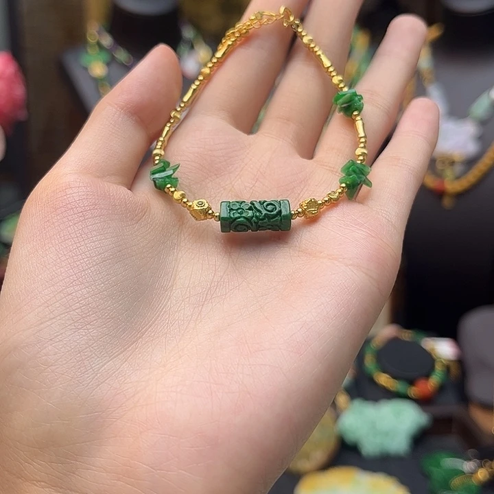 翡翠未镶嵌颈饰翡翠手镯