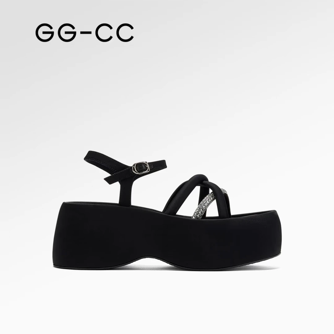 GG-CC【杨超越同款】夏日香颂2025夏季新款时尚水钻黑色厚底凉鞋女