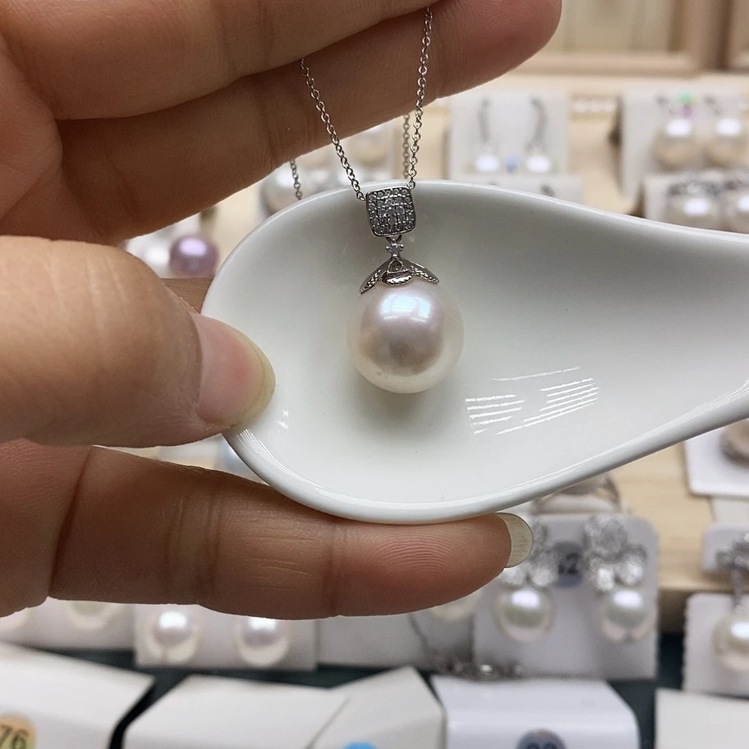 银S925镶嵌颈饰淡水珍珠