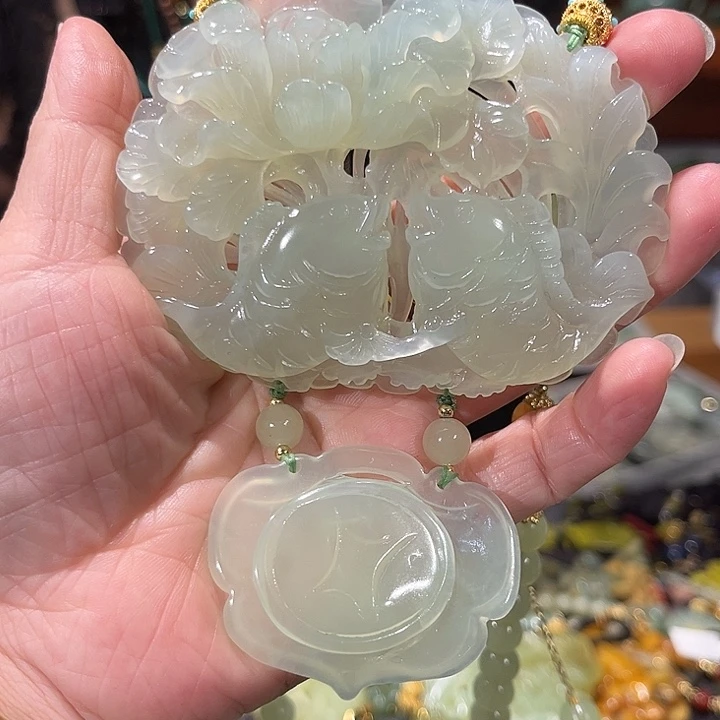 未镶嵌岫玉毛衣链