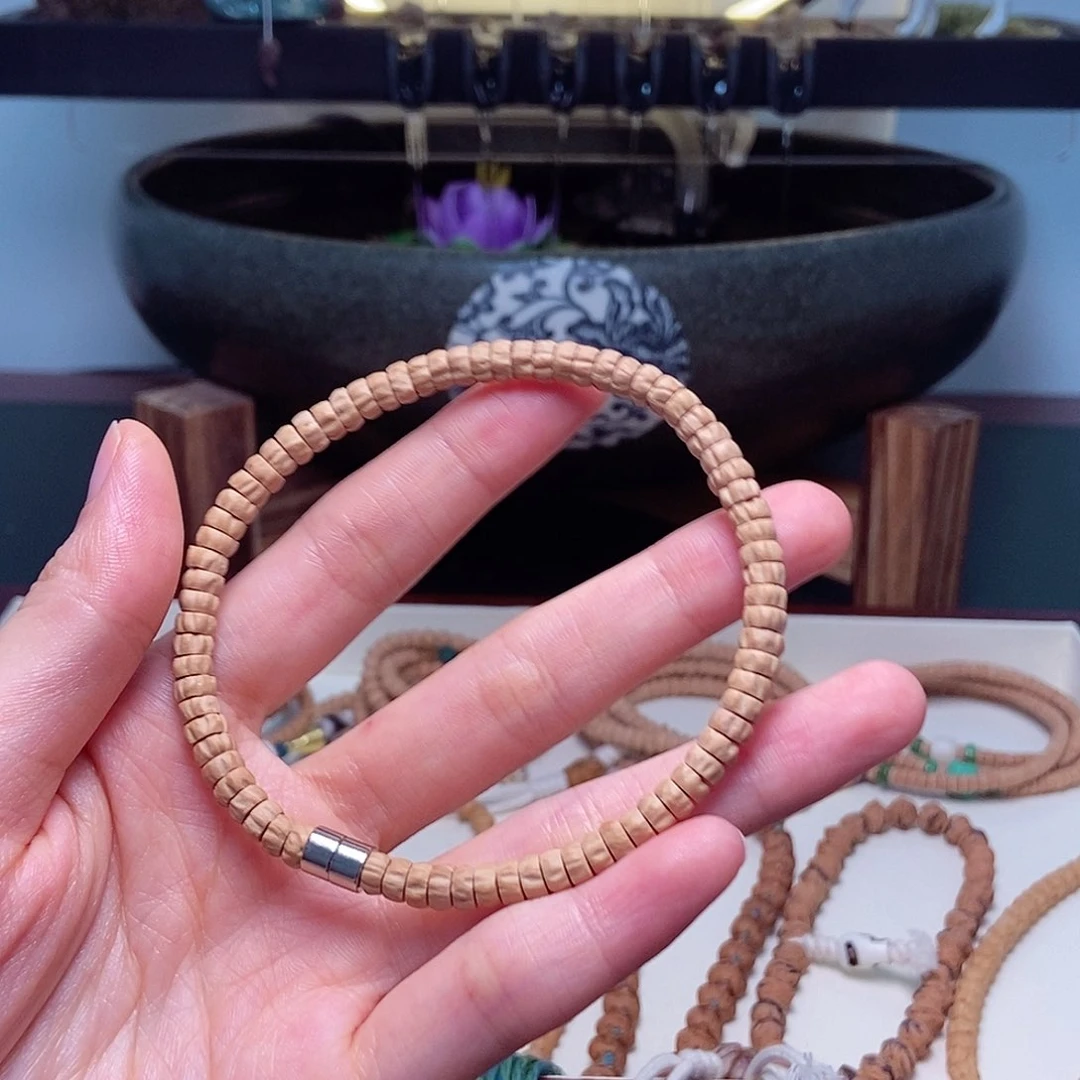 柏香籽/百香籽吊坠68.8