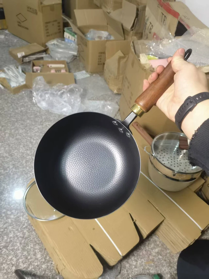 锤纹铁锅燃气灶电磁炉通用