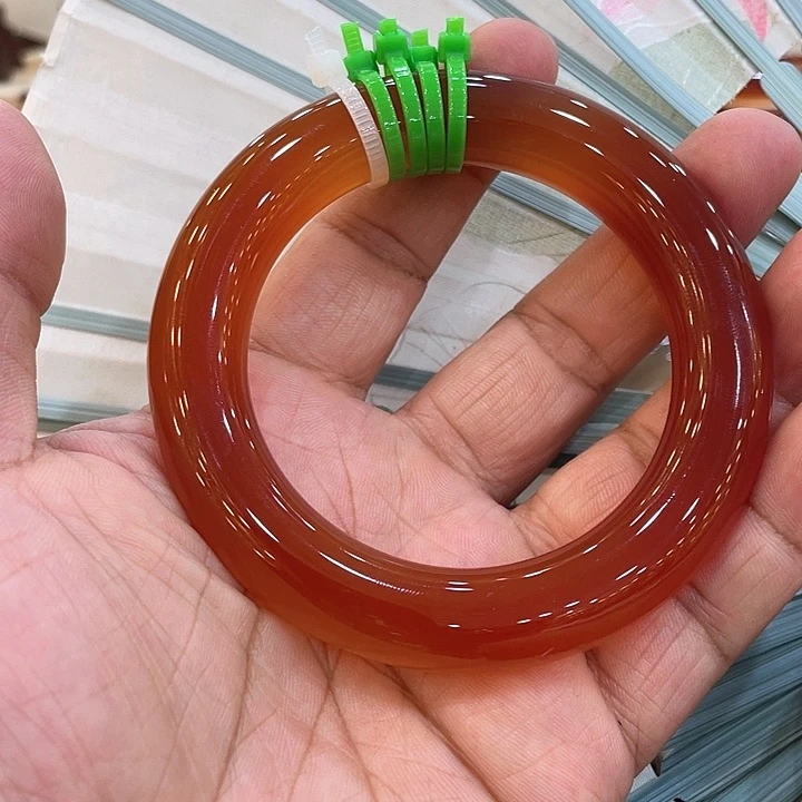 玛瑙/玉髓手镯未镶嵌佛***心