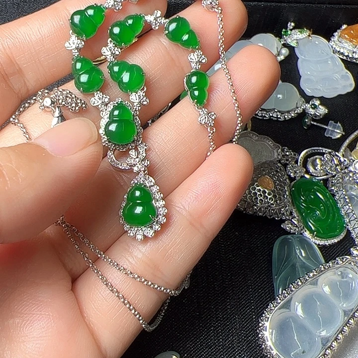 桃***花翡翠18K金镶嵌项链