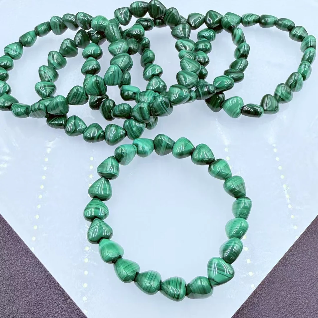 「戴琴珠宝」FR5906-孔雀石爱心手链10mm左右（多样性发其一）