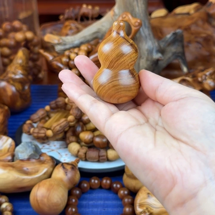 ლ***生柏木（崖柏）北太行崖柏陈化葫芦手把