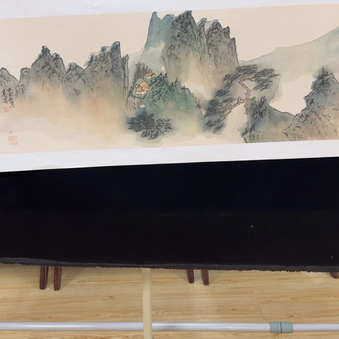 国画在****师葛亮山水横幅