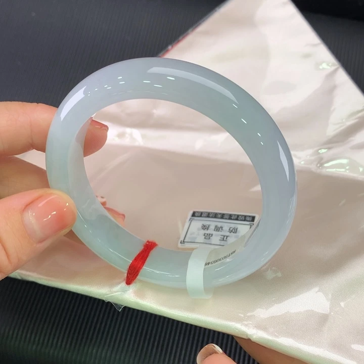 未镶嵌手镯翡翠正圈56